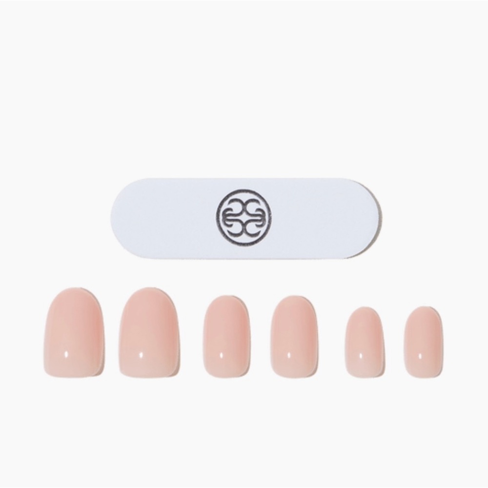 Static Nails Reusable Pop-On Manicures in Jet Setter NIB